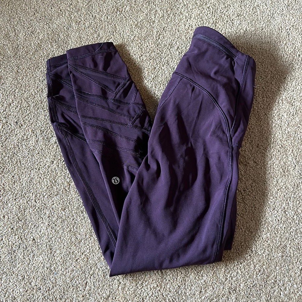 Lululemon mesh detailed leggings